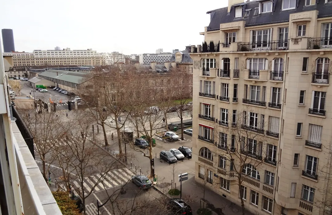 Hotel Le Cercle Tour Eiffel-1